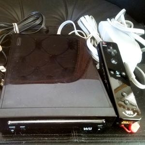 Nintendo Wii  (Console + Bundle)